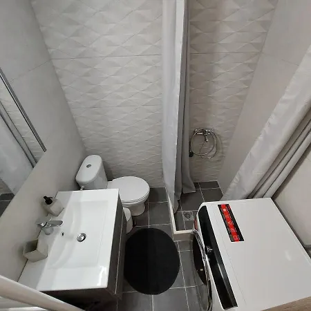 Chara's - Downtown Relaxation Apartment