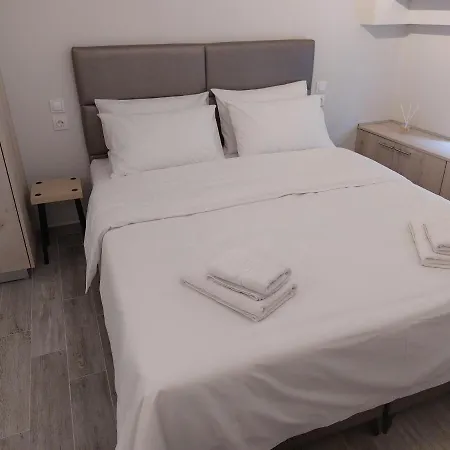 Chara's - Downtown Relaxation Apartment Larissa