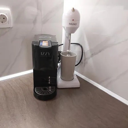 Chara's - Downtown Relaxation Larissa