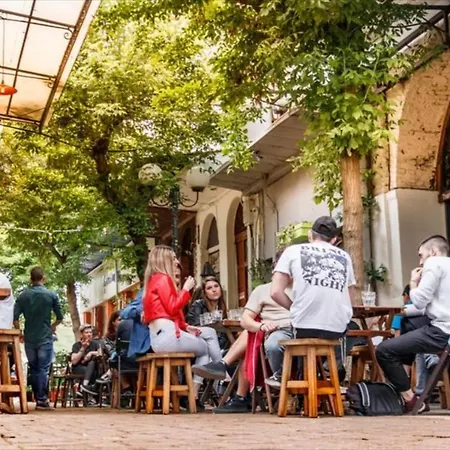 Chara's - Downtown Relaxation *