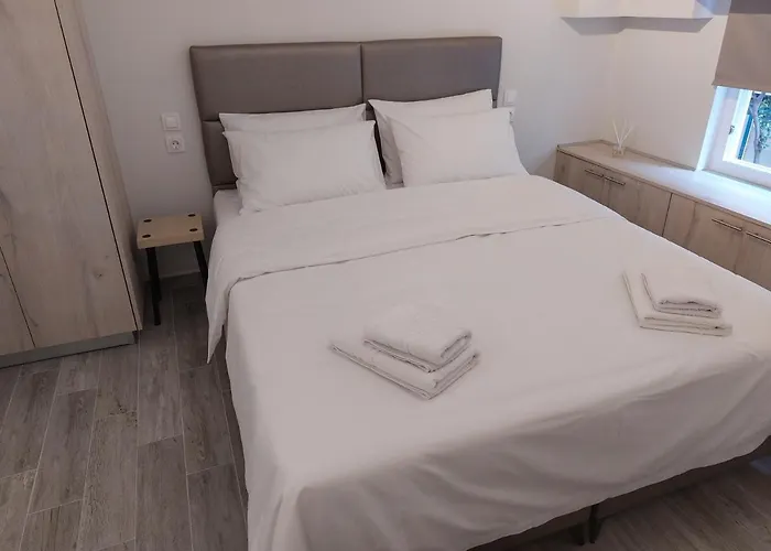 Chara's - Downtown Relaxation Apartment Larissa