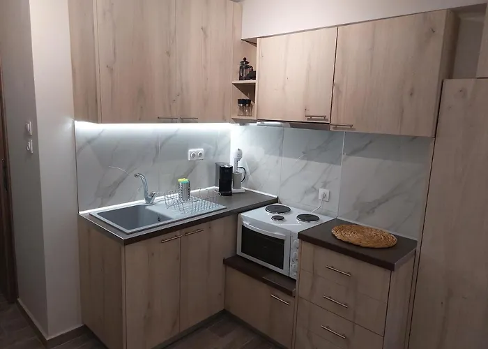 Chara's - Downtown Relaxation