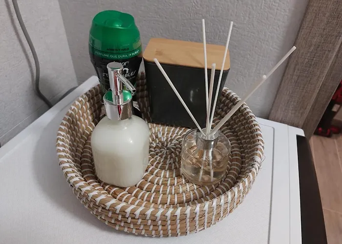 Chara's - Downtown Relaxation Larissa