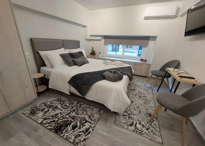 Chara's - Downtown Relaxation Apartment Larissa